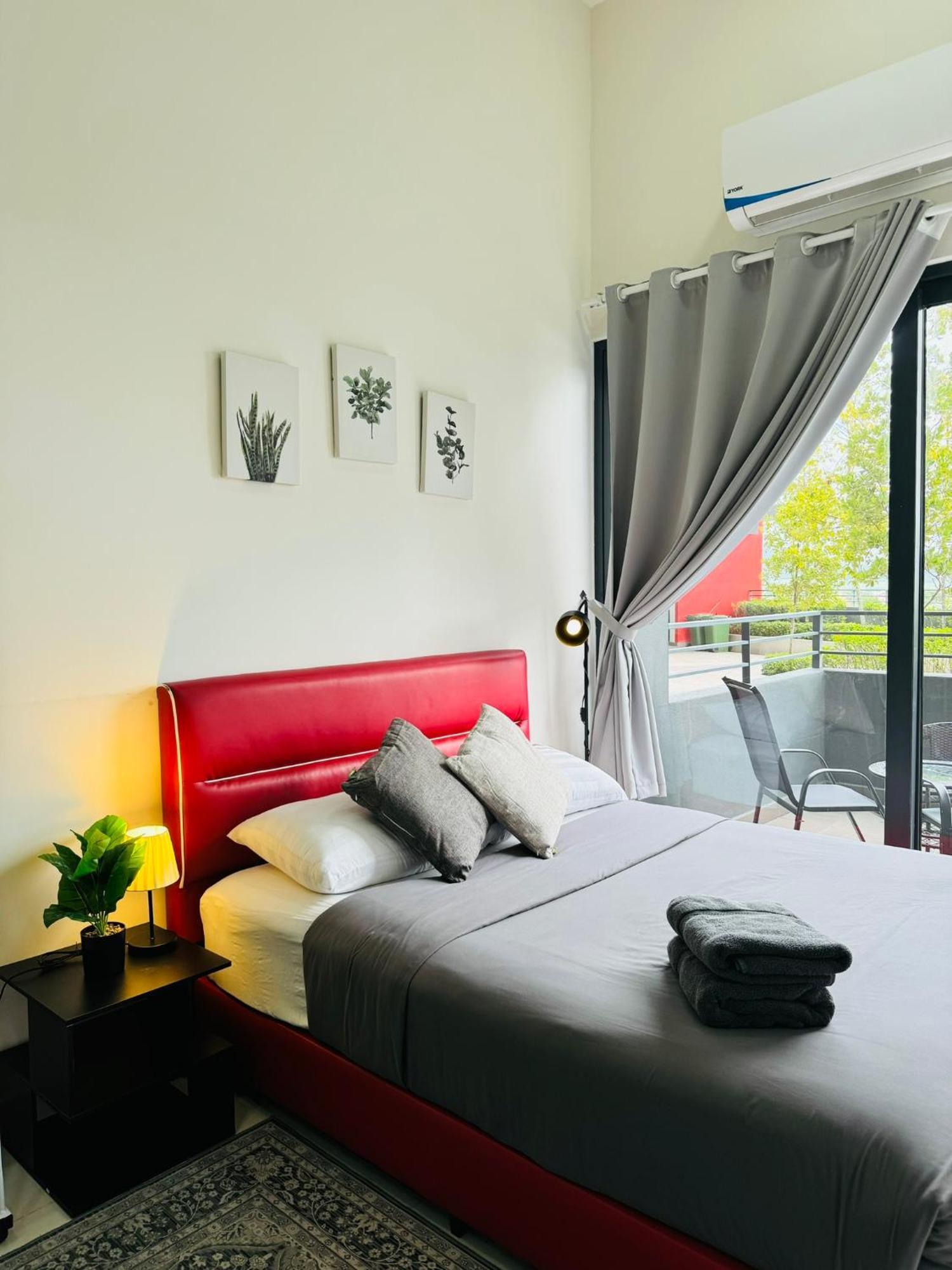 Coresoho Suite By Bkastaycation Kotawarisan Sepang Klia Airport, Free Wifi المظهر الخارجي الصورة